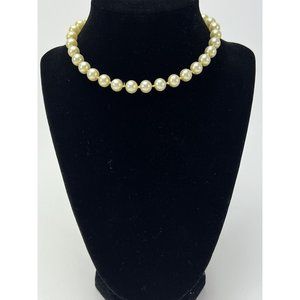 Vintage TRIFARI Silver Tone Ivory Color Glass Faux Pearl Choker Necklace 14.5 in